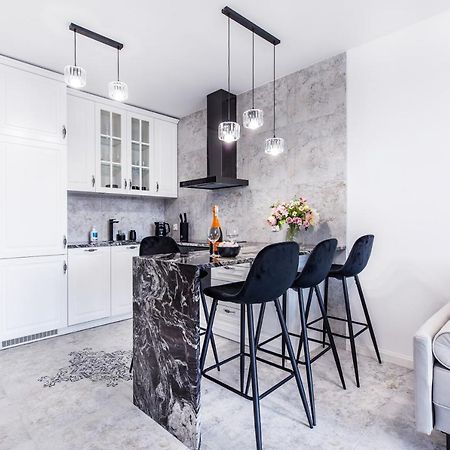 Apartament Roza Wiatrow Gizycko/Вилкаси Екстериор снимка